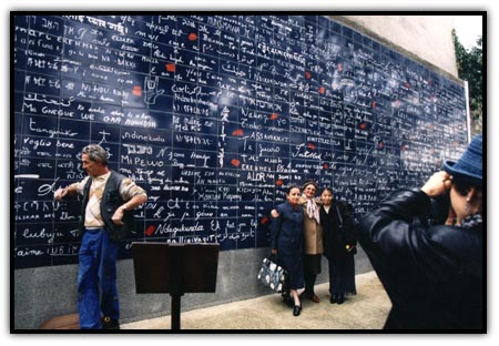 Constructeur du mur des je t'aime